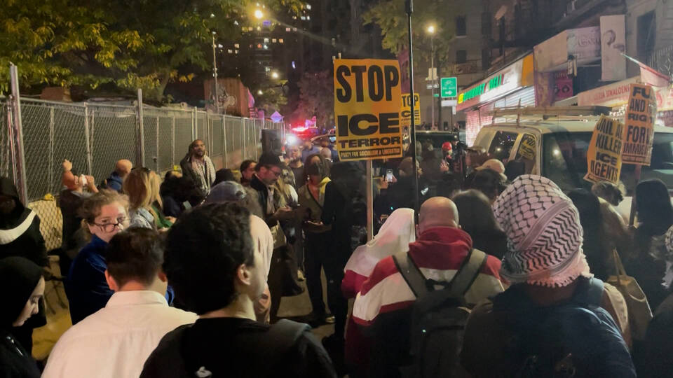 HL1-NYC-ICe-protest